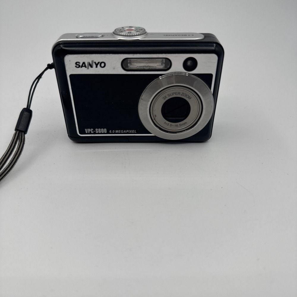 Sanyo VPC-S600 6MP Black - tested and working - very nice!